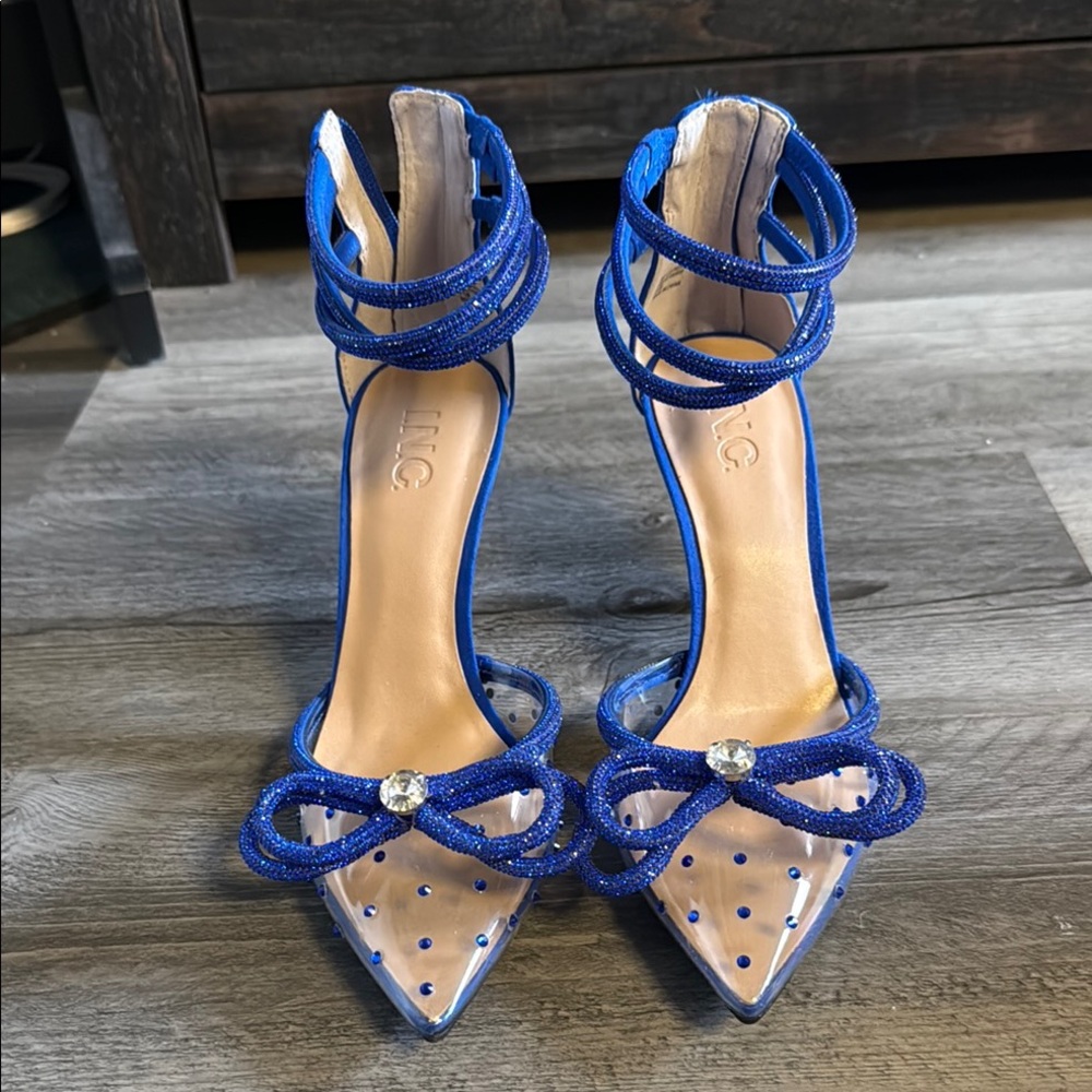 Elegant Blue Strappy Women's Heels